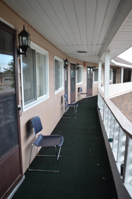 Aquarius Motel Perth Esterno foto