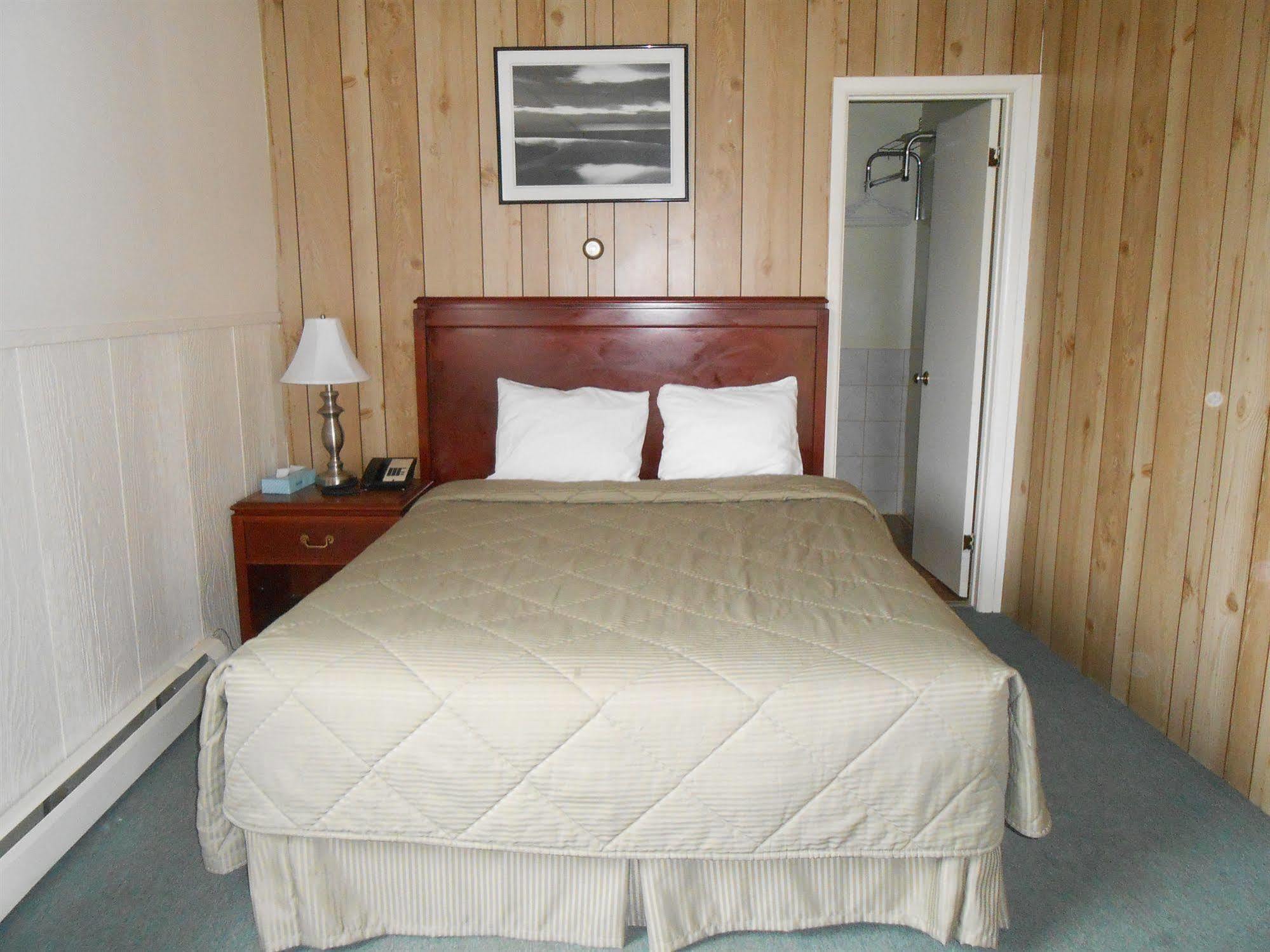 Aquarius Motel Perth Esterno foto